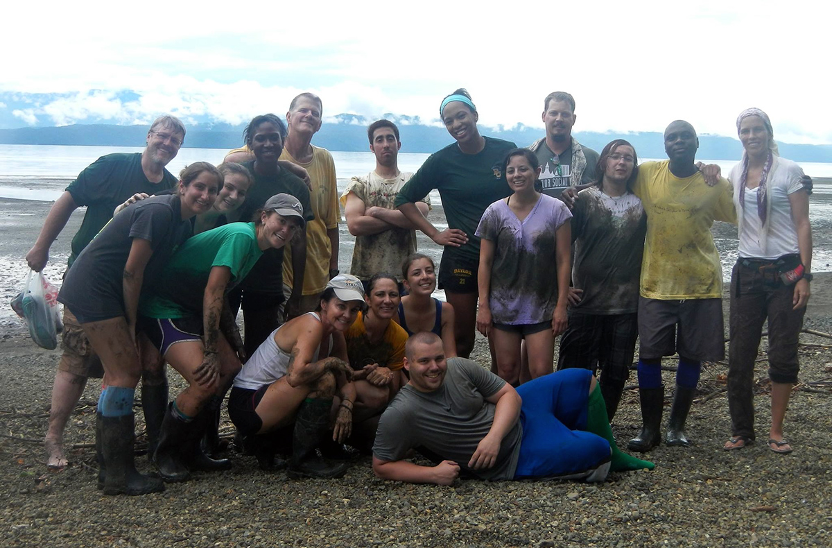 Student and faculty group in Costa Rica